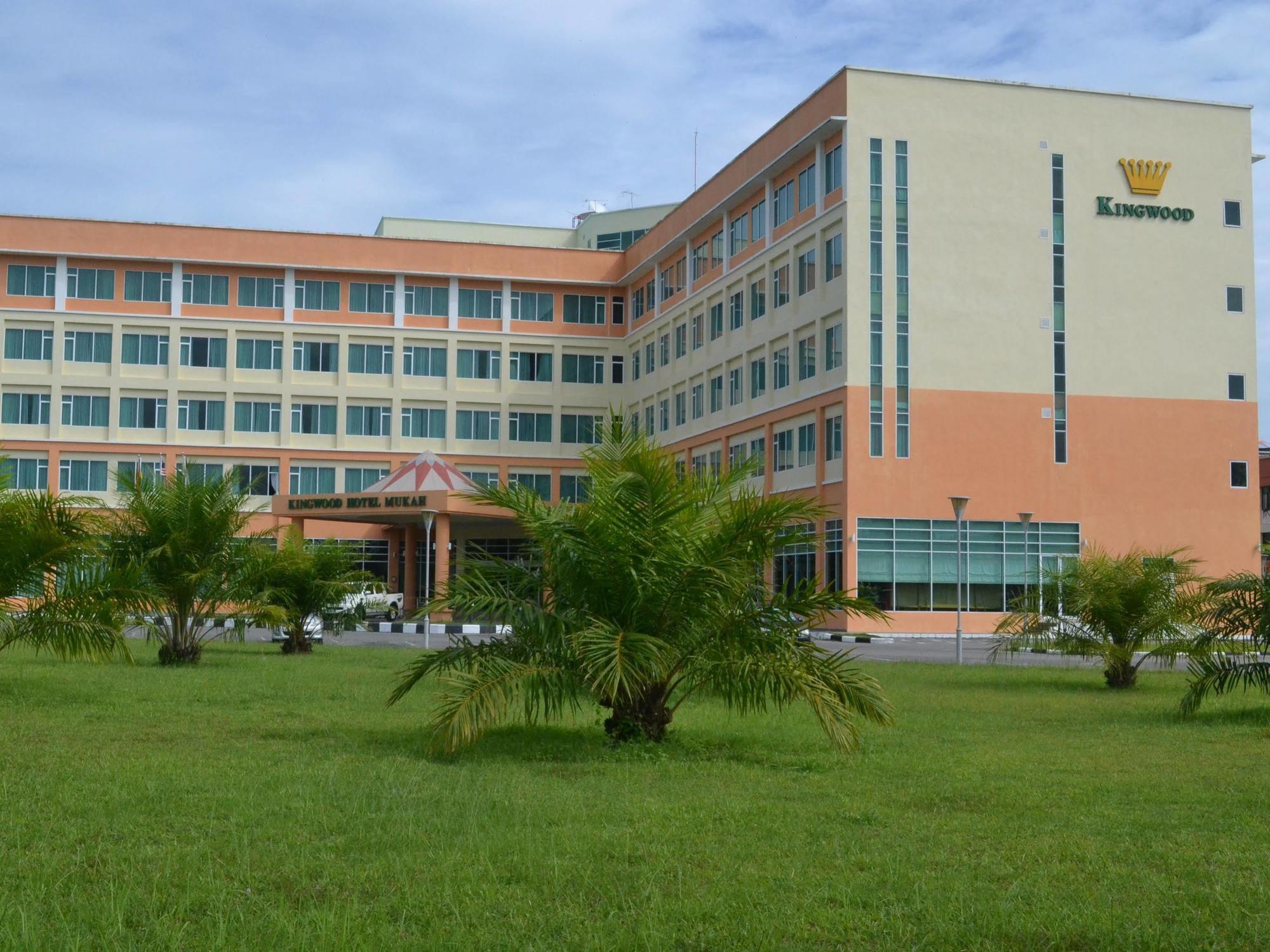 Kingwood Hotel Mukah Selangau Екстериор снимка
